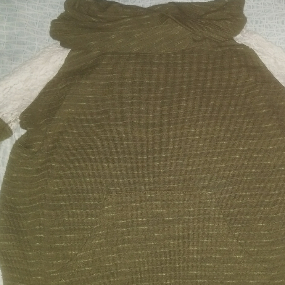 Green long sleeved shirt